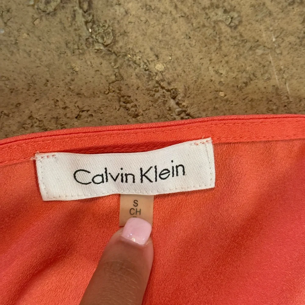 Calvin Klein Coral Women's Top - Picture 4 of 4